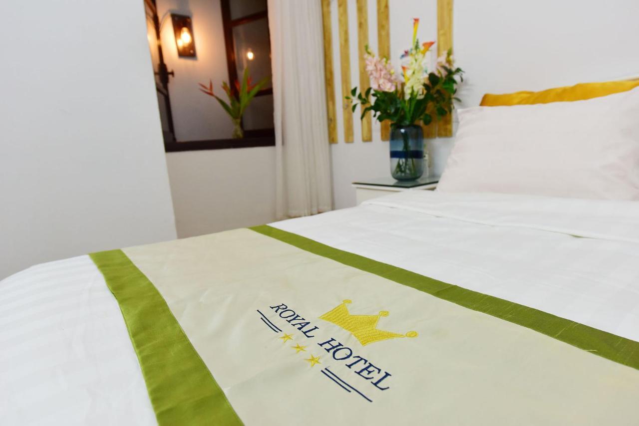 Royal House Hotel Hanoi Buitenkant foto