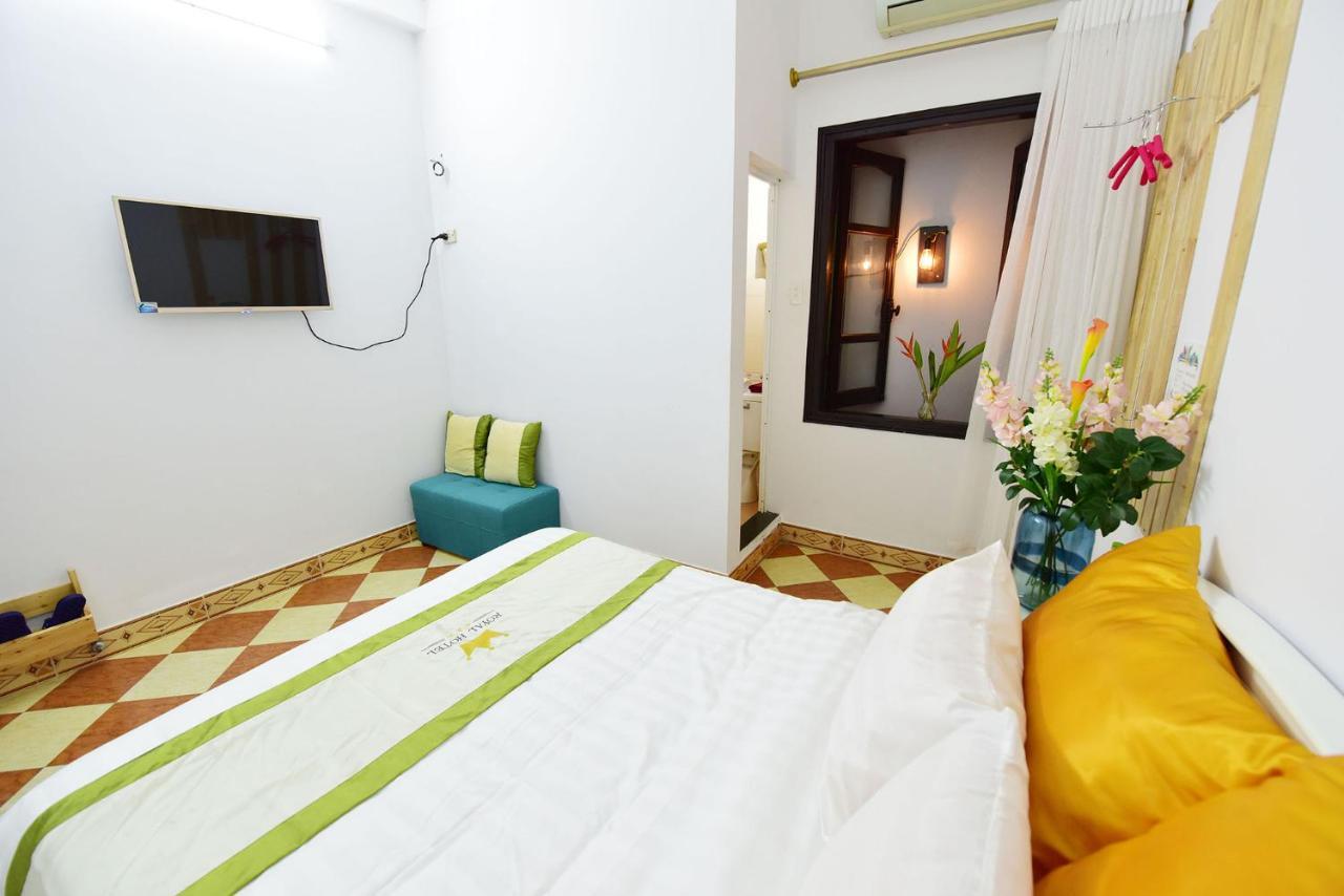 Royal House Hotel Hanoi Buitenkant foto