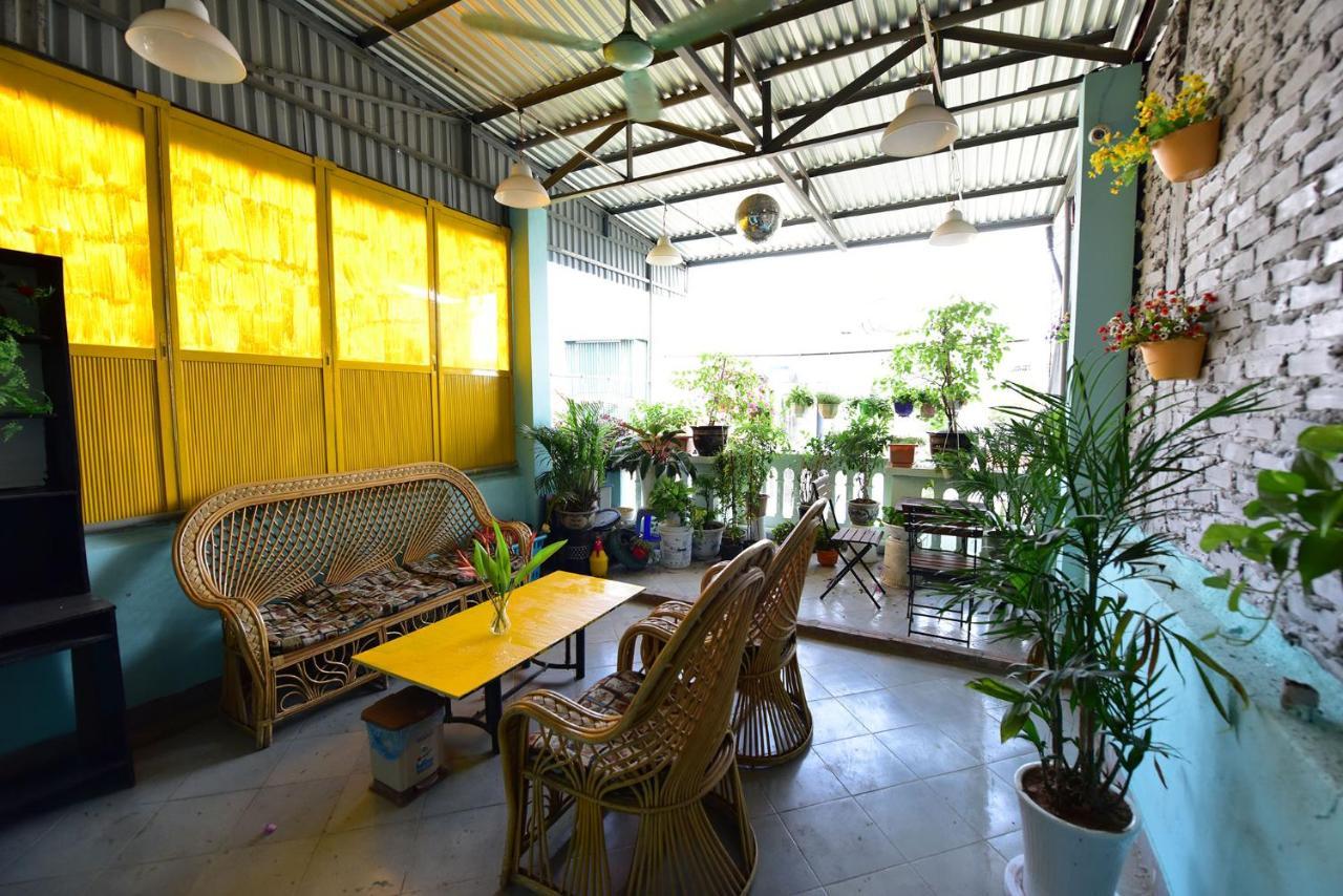 Royal House Hotel Hanoi Buitenkant foto