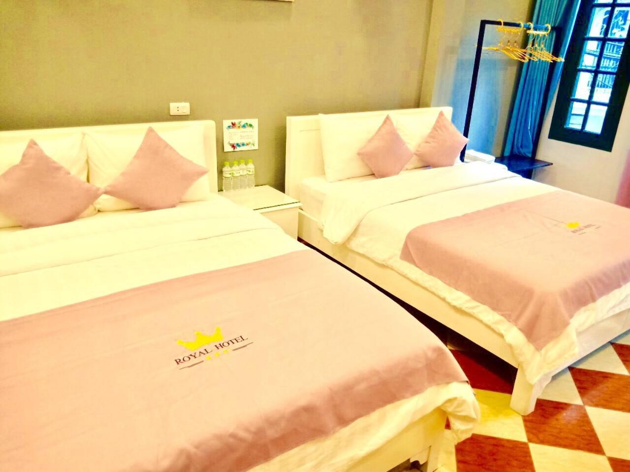 Royal House Hotel Hanoi Buitenkant foto