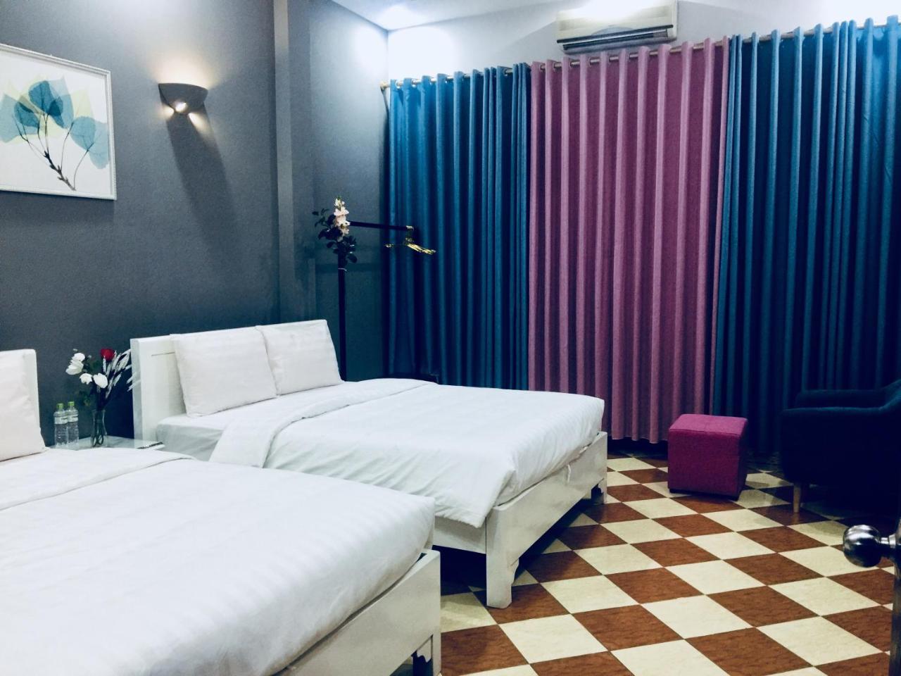 Royal House Hotel Hanoi Buitenkant foto